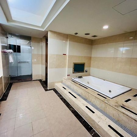 วอล์คเกอร์โมเทล Motel ไทเป ภายนอก รูปภาพ