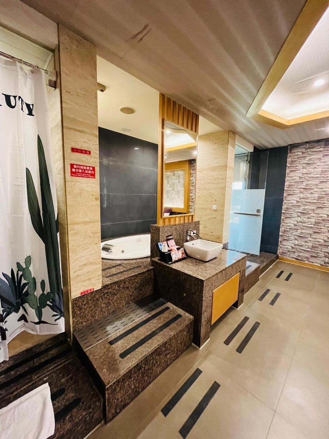 วอล์คเกอร์โมเทล Motel ไทเป ภายนอก รูปภาพ