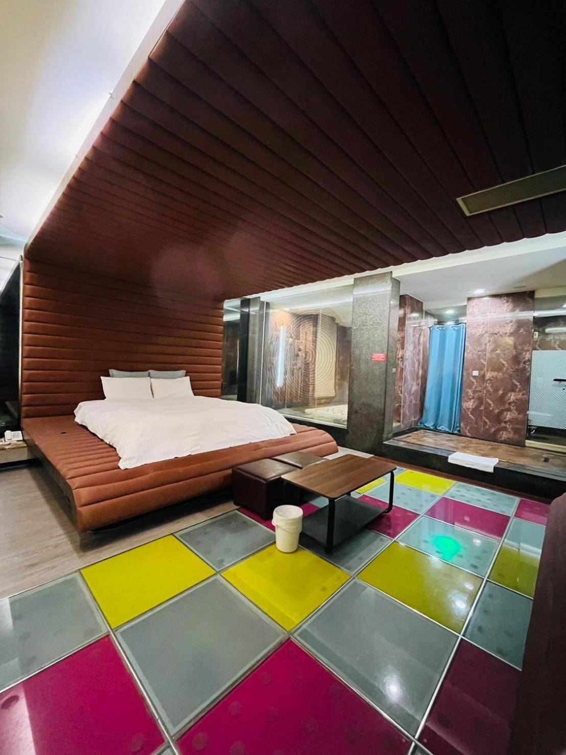 วอล์คเกอร์โมเทล Motel ไทเป ภายนอก รูปภาพ
